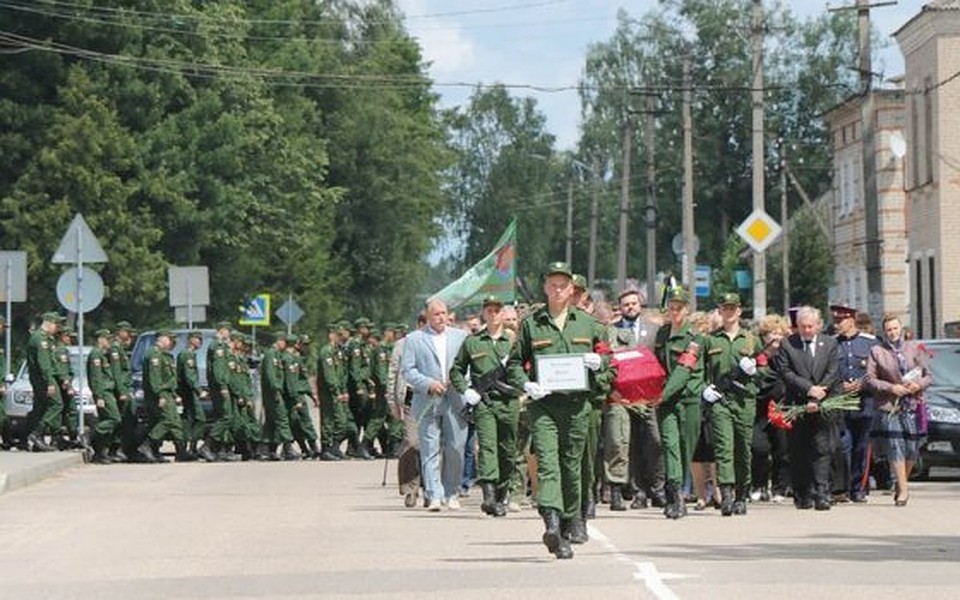 ФОТО: пресс-служба облдумы.