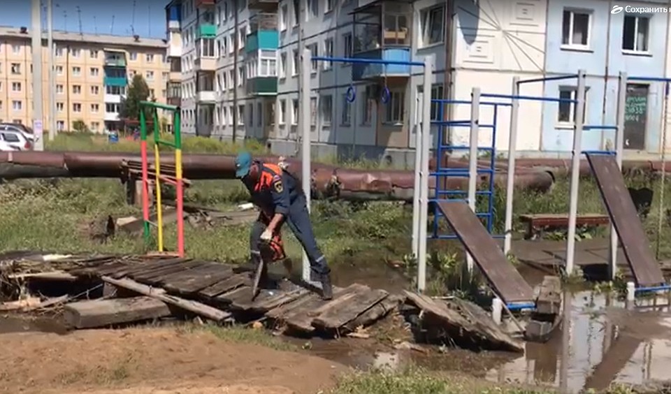 Последствия наводнения в Иркутской области: во все населенные пункты Нижнеудинского района вернулось электричество