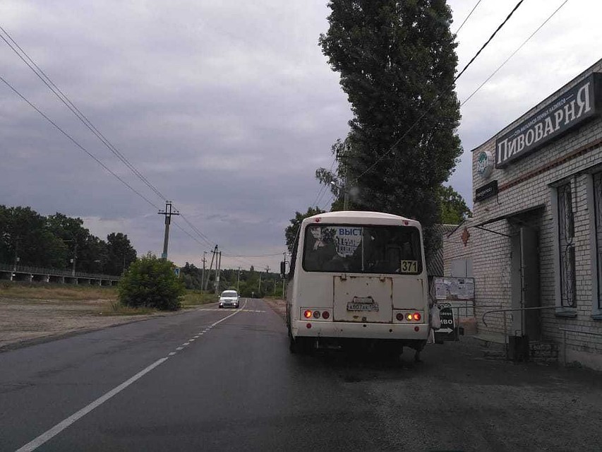 371 автобус для многих жителей пригорода - реальная альтернатива редким электричкам.