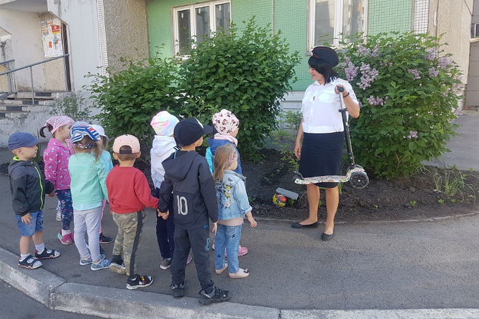Дорожные полицейские просят родителей более внимательно следить за детьми Фото: ОГИБДД МУ МВД России «Красноярское»