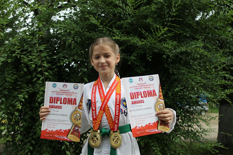 Венера Котельникова стала абсолютной чемпионкой на открытом чемпионате и Кубке Азии по таэквондо ИТФ.