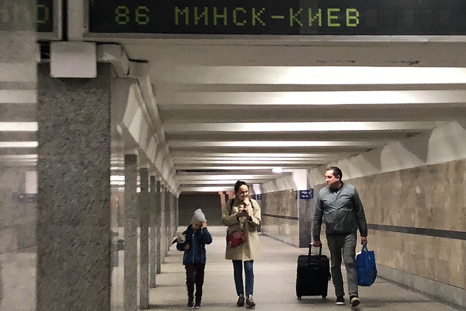 С 17 июля по 2 августа не все выходы на станциях метро будут доступны для пассажиров.