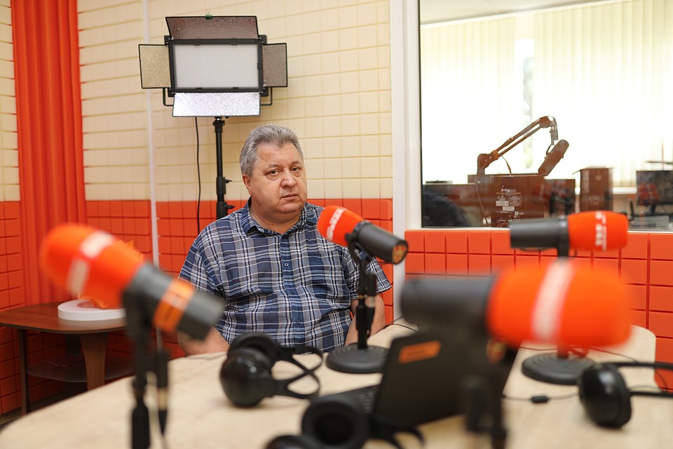 Автор исторических детективов Иван Любенко