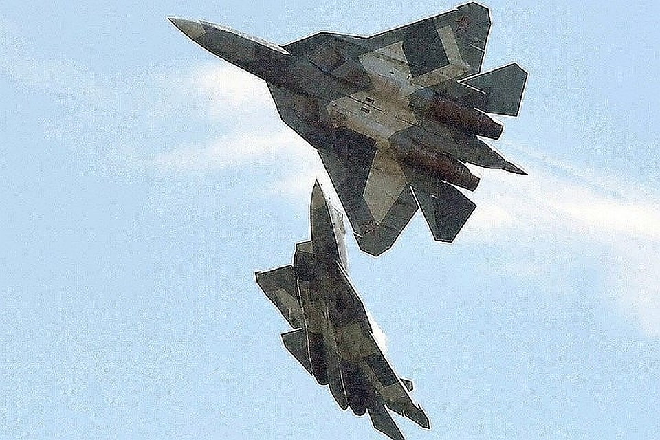 В России началось серийное производство истребителей пятого поколения Су-57