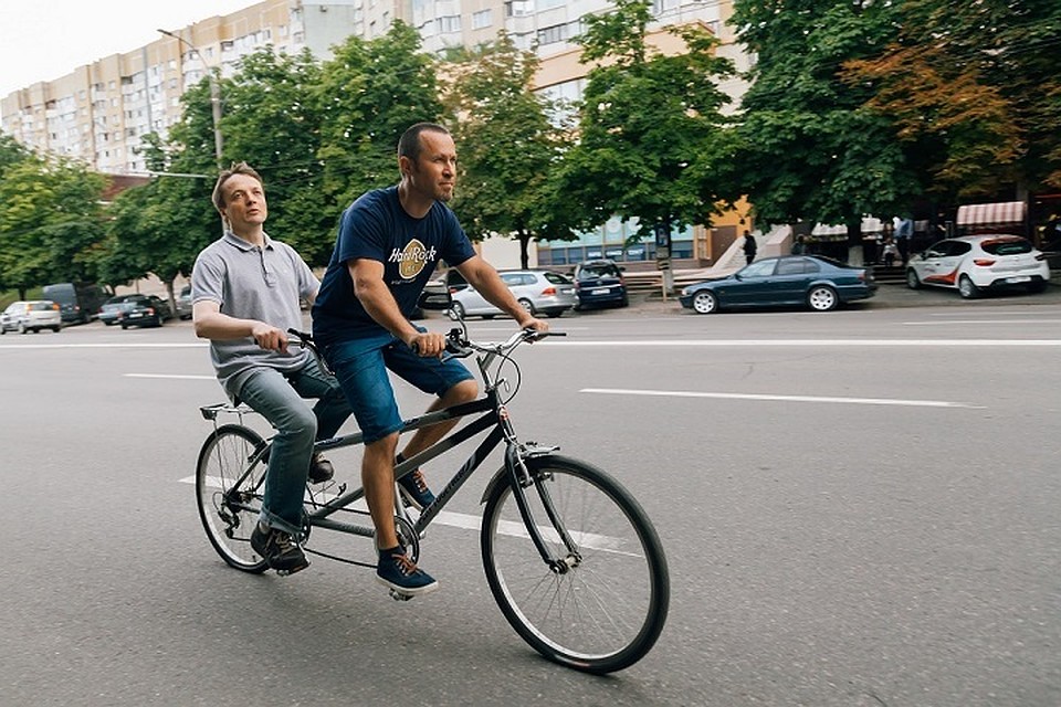 Евгений и Вадим - в тандеме (Фото: tv8.md).