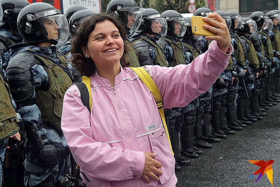 Настоящие революции делают не дети с айфонами, они происходят, когда дороги перекрывают шахтёры