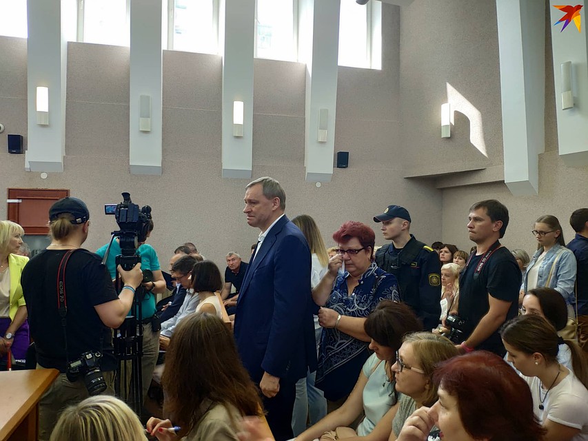 Бизнесмен Александр Шакутин пришел на судебное разбирательство