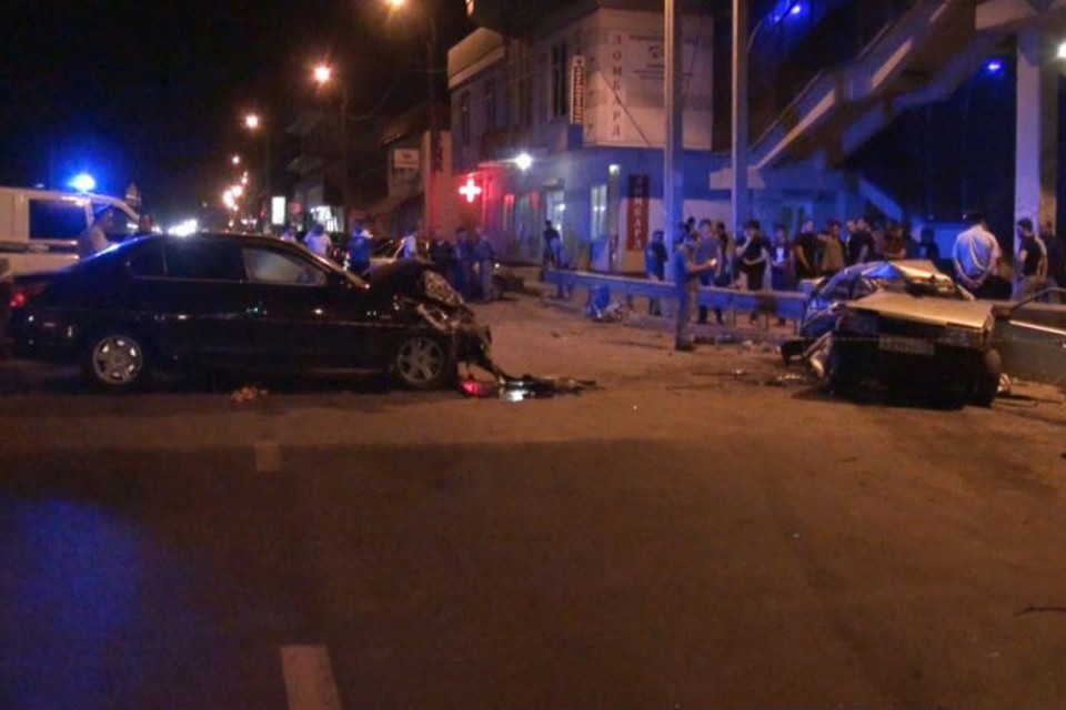 В страшной аварии в Карачаево-Черкесии погибли мать и два малолетних ребенка