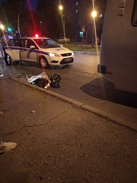 В социальных сетях появились шокирующие фото с места происшествия