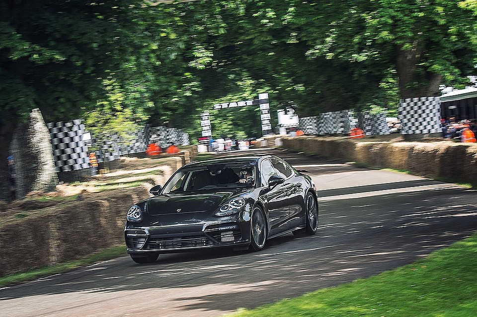 Фото Porsche