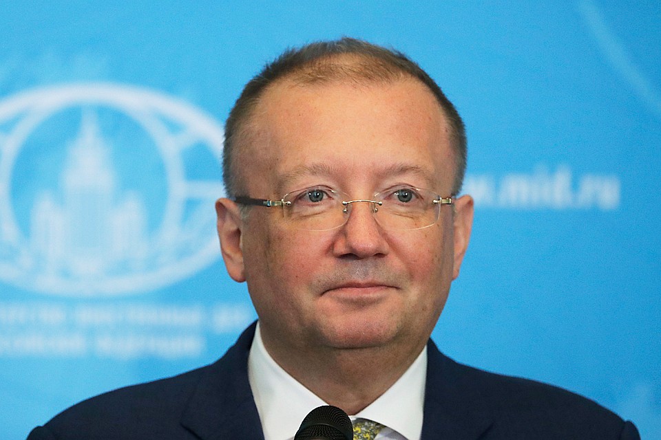 Александр Яковенко возглавил российскую дипмиссию в Британии в 2011 году. Фото: Михаил Метцель/ТАСС