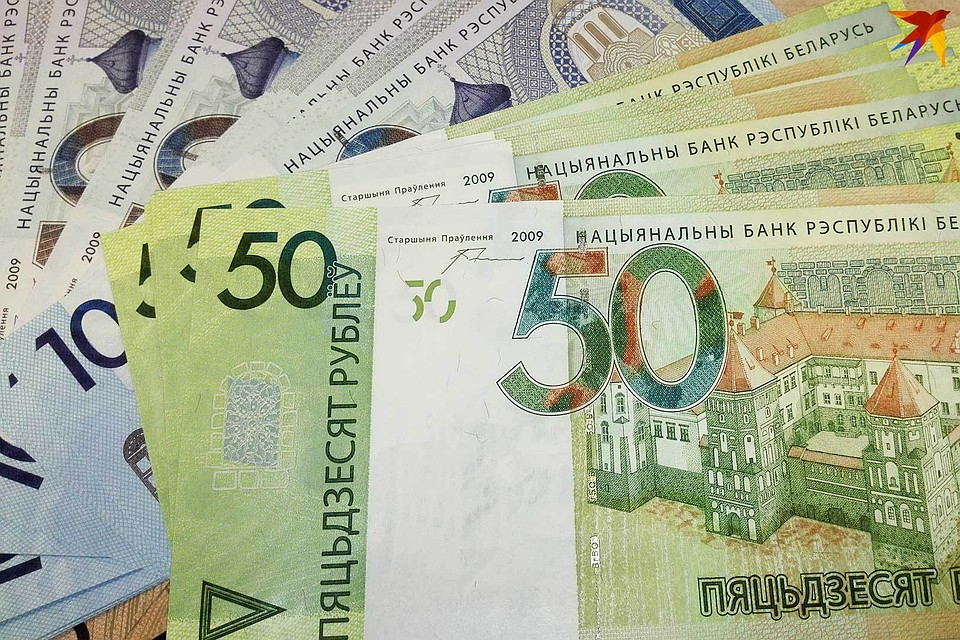 Рублевые вклады берут верх.