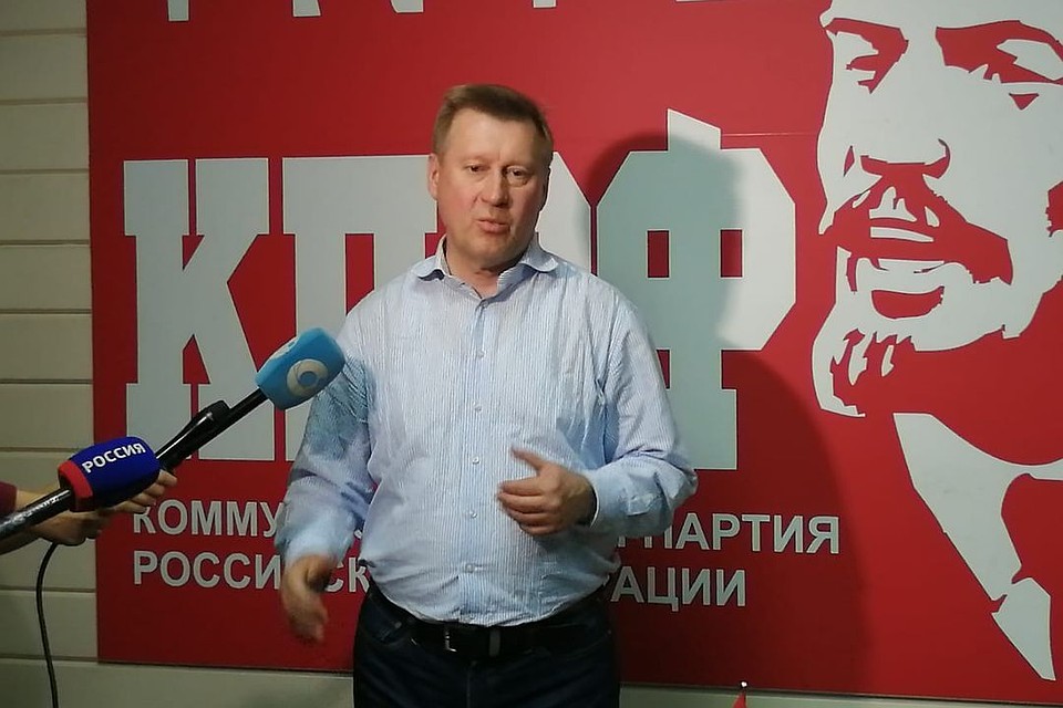 Анатолий Локоть уверен в победе.
