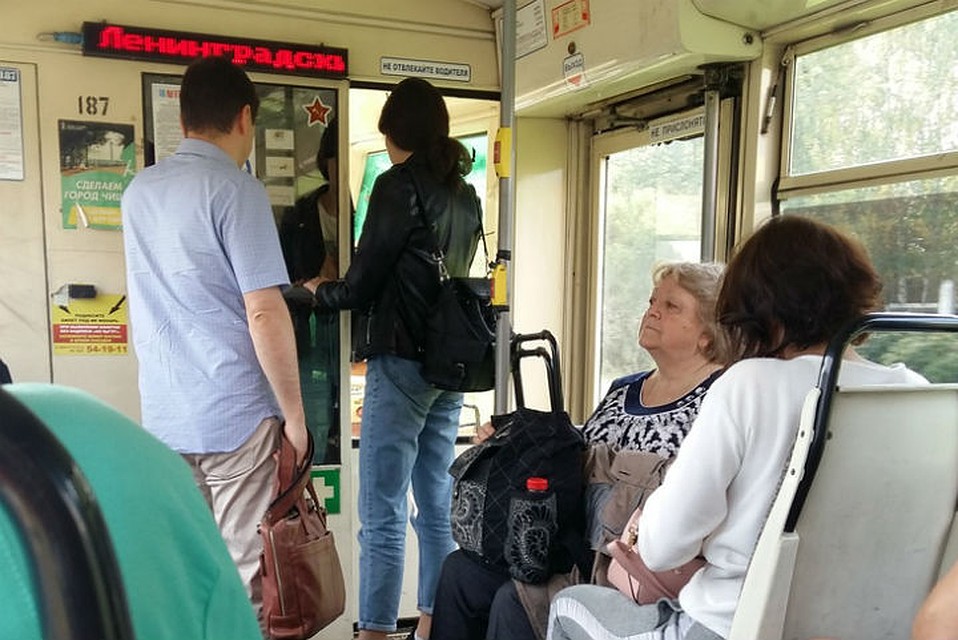Власти не собираются поднимать стоимость проезда в общественном транспорте выше 28 рублей.