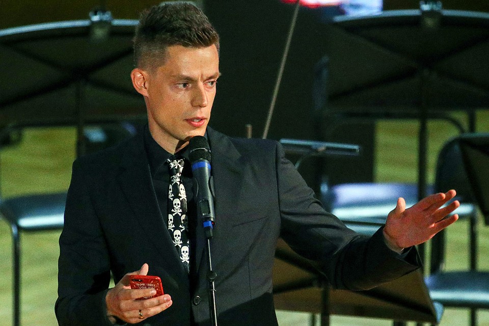 Дудь на вручении премии журнала GQ выдал эпохальная речь. Фото: Сергей Бобылев/ТАСС