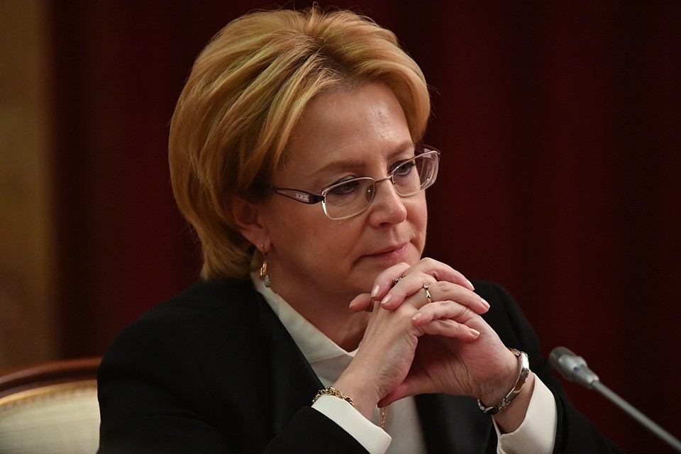 Глава Минздрава Вероника Скворцова ответила на вопросы россиян в прямом эфире