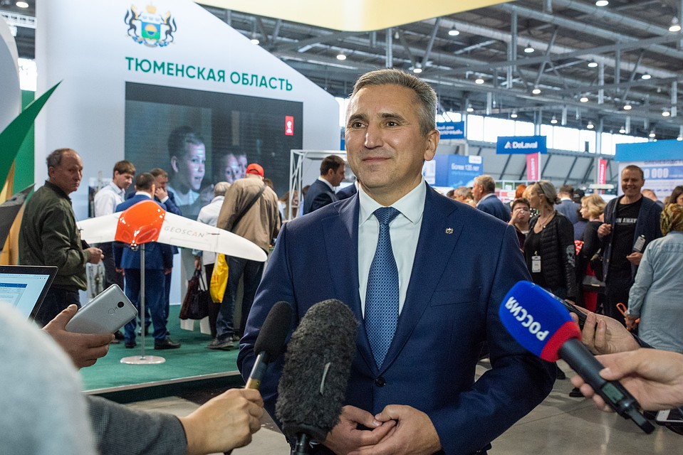 Губернатор Тюменской области Александр Моор на IX Межрегиональной агропромышленной выставке УФО в Екатеринбурге. Фото предоставлено пресс-службой правительства Тюменской области.