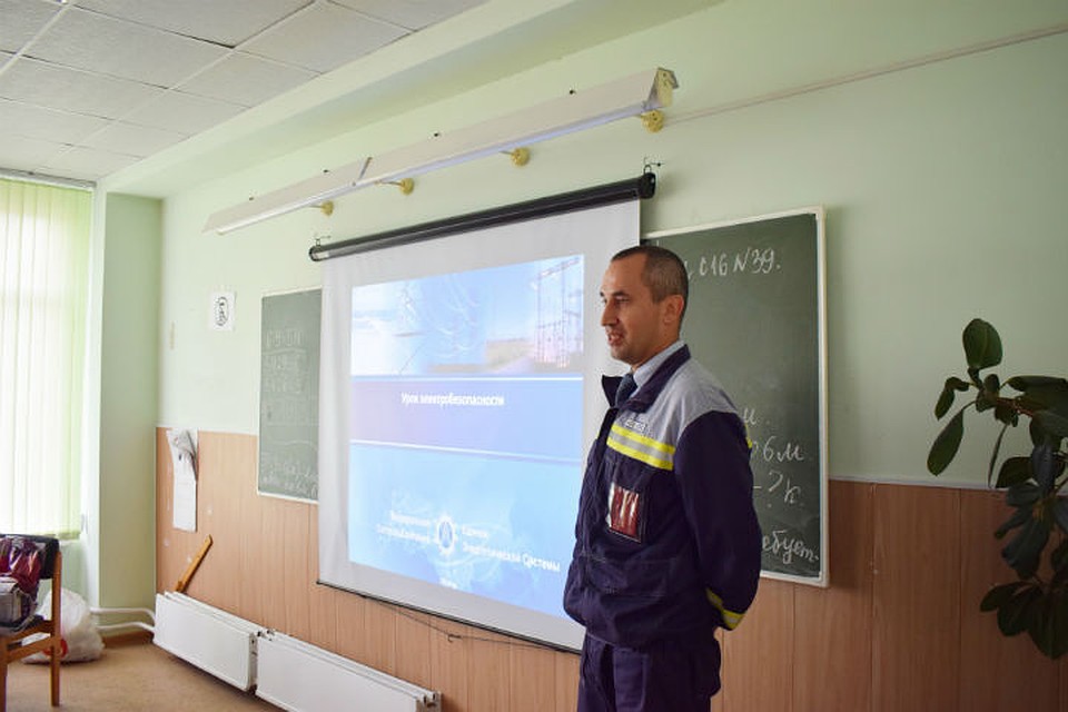 Начальник Пермской группы подстанций Андрей Шабунин