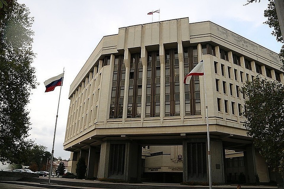 Депутаты крымского парламента избрали на пять лет главу республики. Фото: архив "КП"