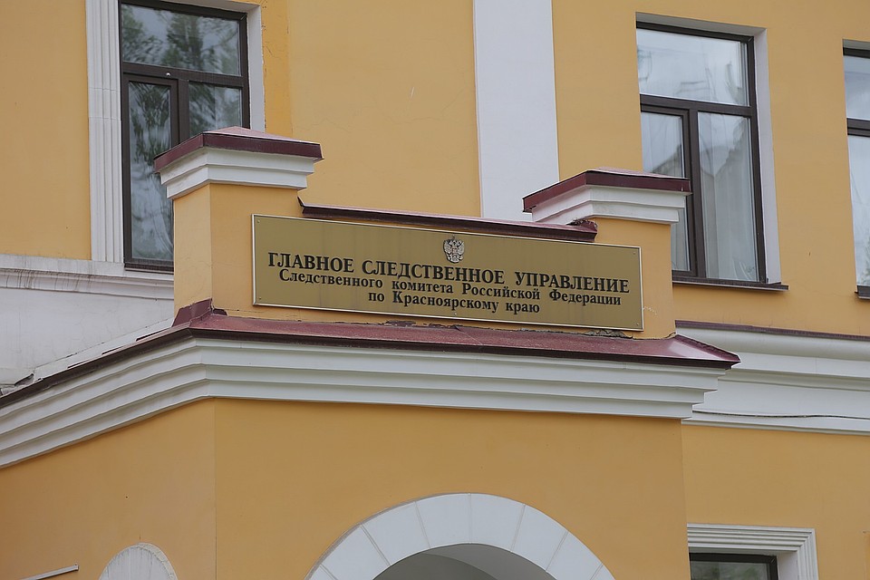 Дело экс-полицейских, обвиняемых в вымогательстве и взяточничестве на 4 миллиона рублей, направлено в суд