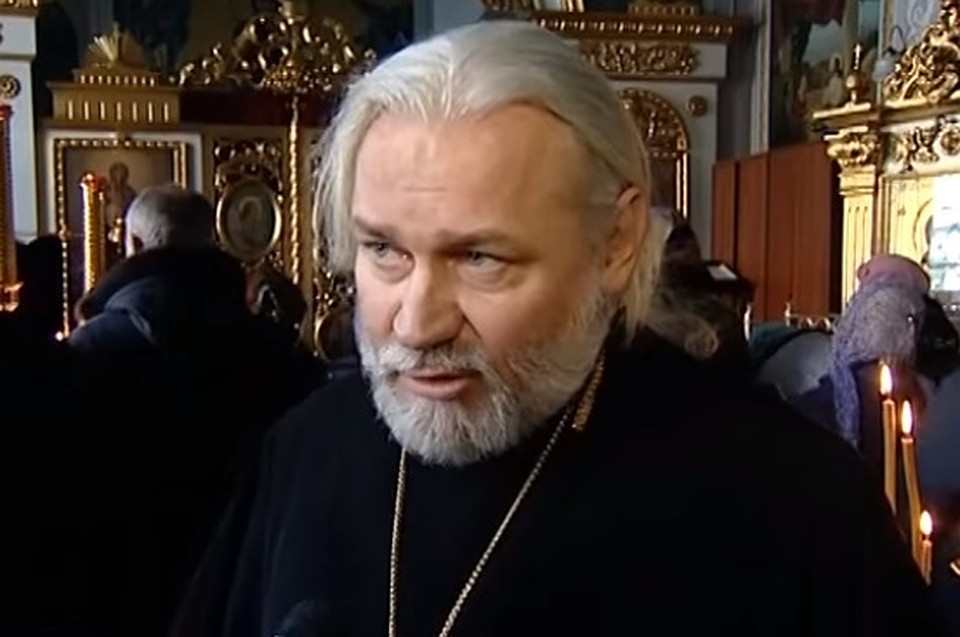 Священник воспитывает с женой 70 приемных детей