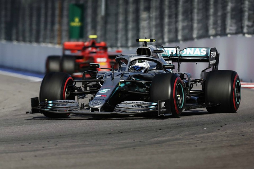 Фото: @MercedesAMGF1