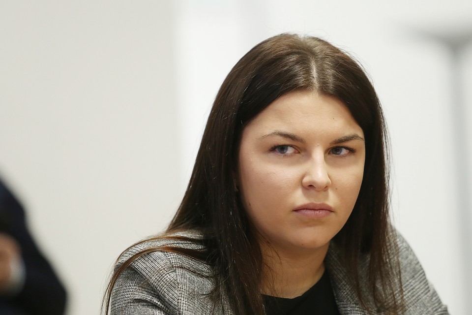 По словам Самоделкиной, сейчас Молодежный парламент делает все для того, чтобы молодежь наконец-то осмысленно подходила к депутатству и участию в праймериз
