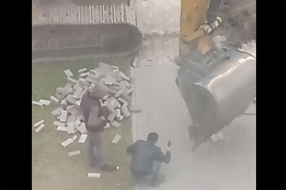 Фото: кадр из видео "Подслушано Брянск".