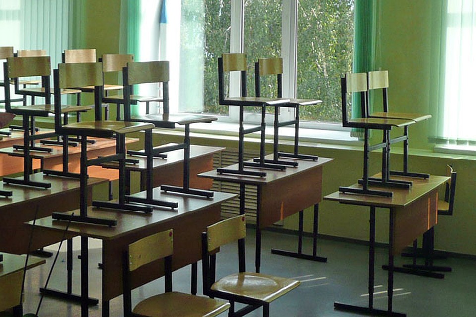 В Надыме на карантин по пневмонии закрыли школу