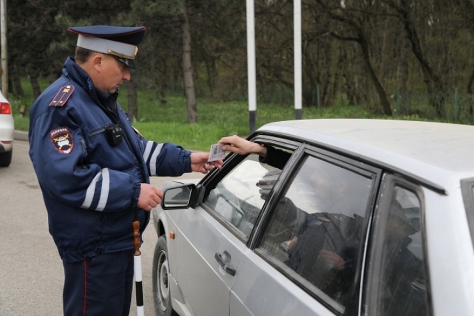 В Кемерове арестовали ненастоящего сотрудника ГИБДД