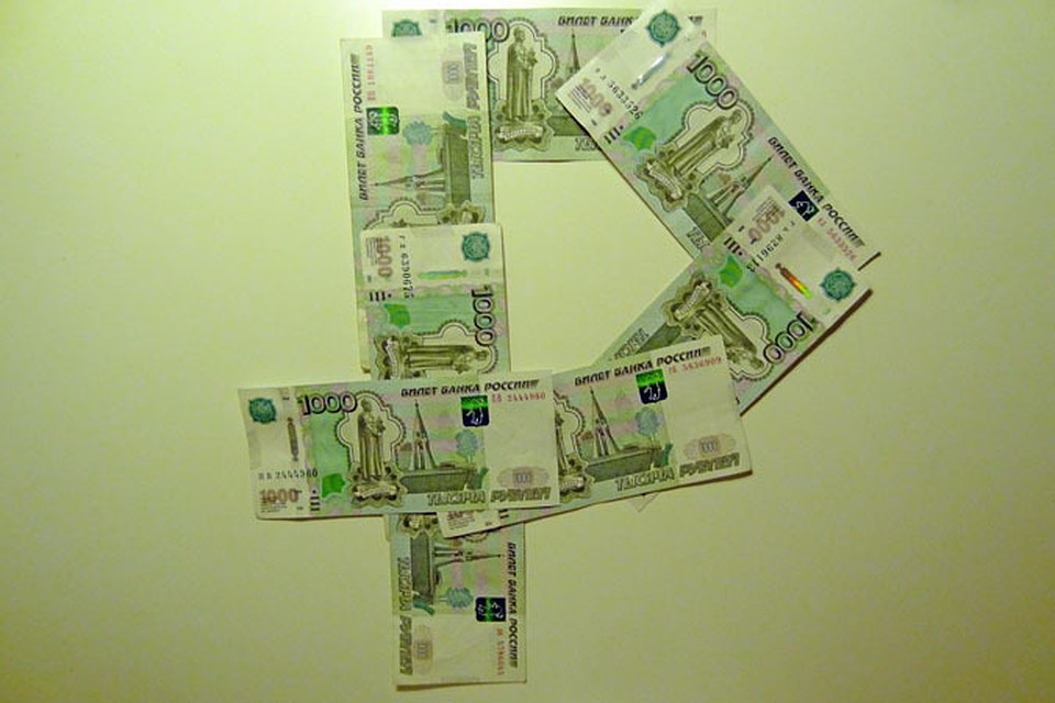 Тюменец задолжал своей дочери более 400 тысяч рублей.