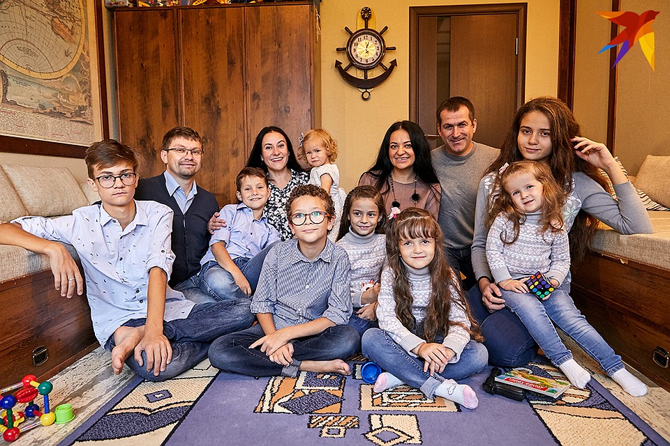 Многодетные семьи Пронских и Малюта.
