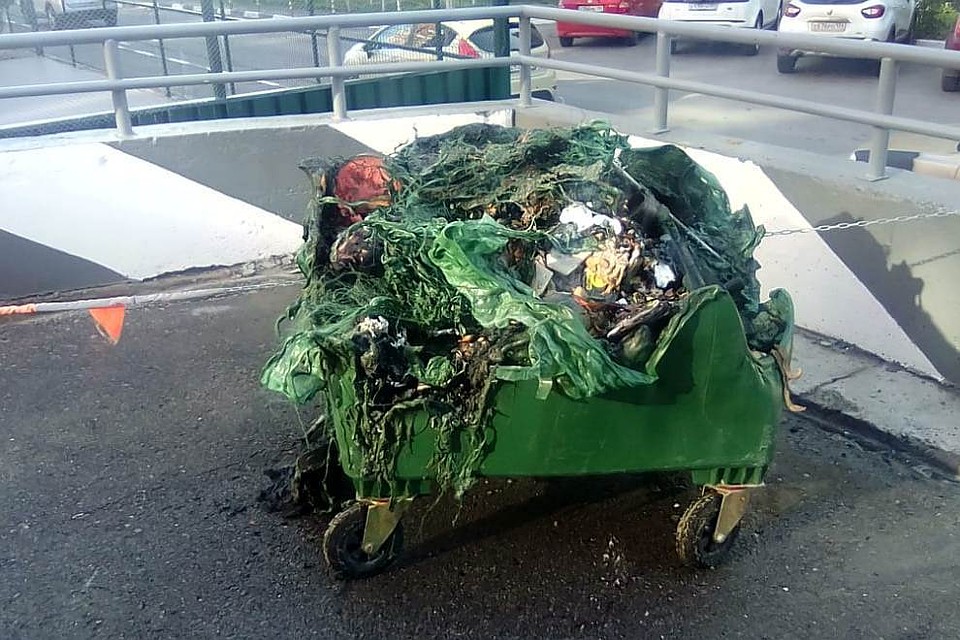 Такие баки обнаружили в эти выходные. Фото: УО