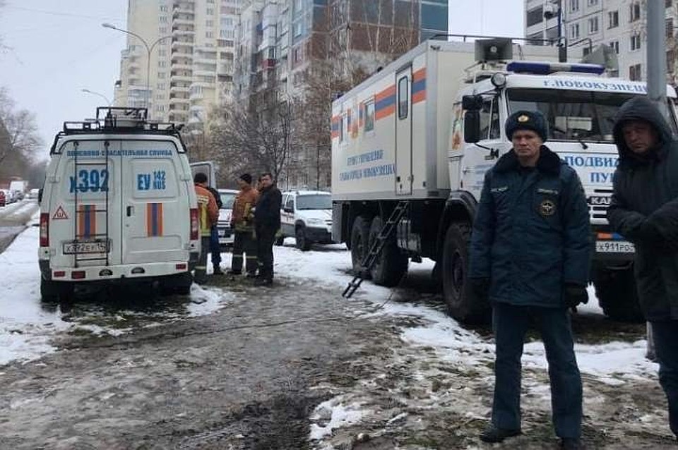 Жильцам пострадавшего от взрыва дома в Новокузнецке не разрешают вернуться в квартиры