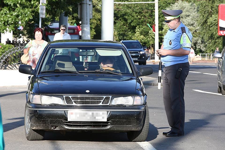 Студент уехал в Горки на чужом авто. Хотел успеть на занятия в вуз