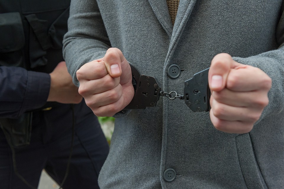 Задержан замглавы отдела УГИБДД по Петербургу и Ленобласти