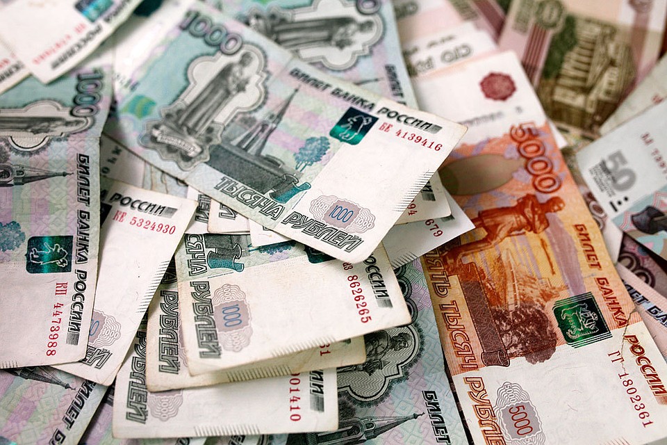 Россияне, в среднем, оставляют на чай чуть меньше 100 рублей