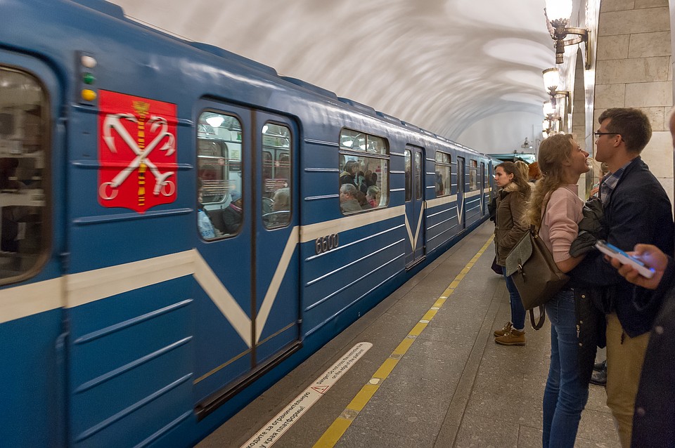 В комитете по транспорту заявили, что оптимальная стоимость проезда в метро - 60 рублей.