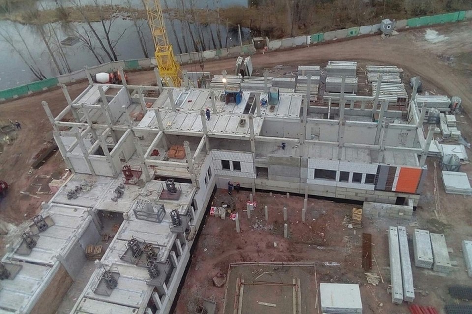 В Красноярске в Пашенном строится долгожданная школа. Фото: пресс-служба администрации города