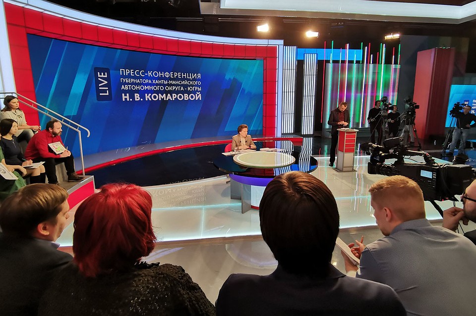 Налоговый вопрос был одним из 60 заданных губернатору Югры на пресс-конференции. Фото Ивана Горбунова
