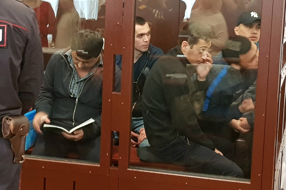 Для 11 обвиняемых просят четырех жизненных срока.