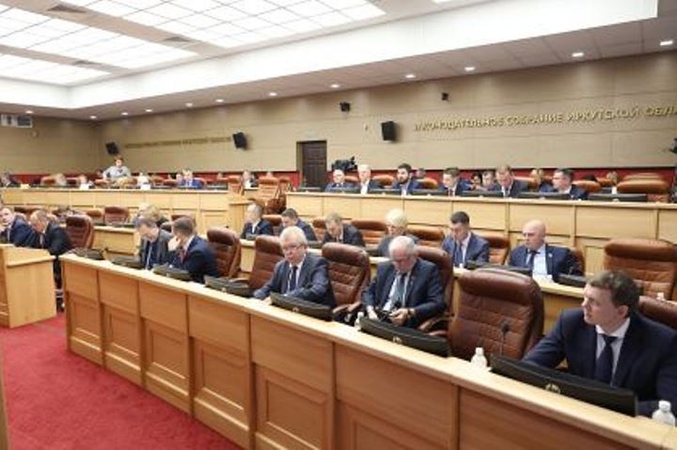 ФОТО: пресс-служба Законодательного Собрания Иркутской области.