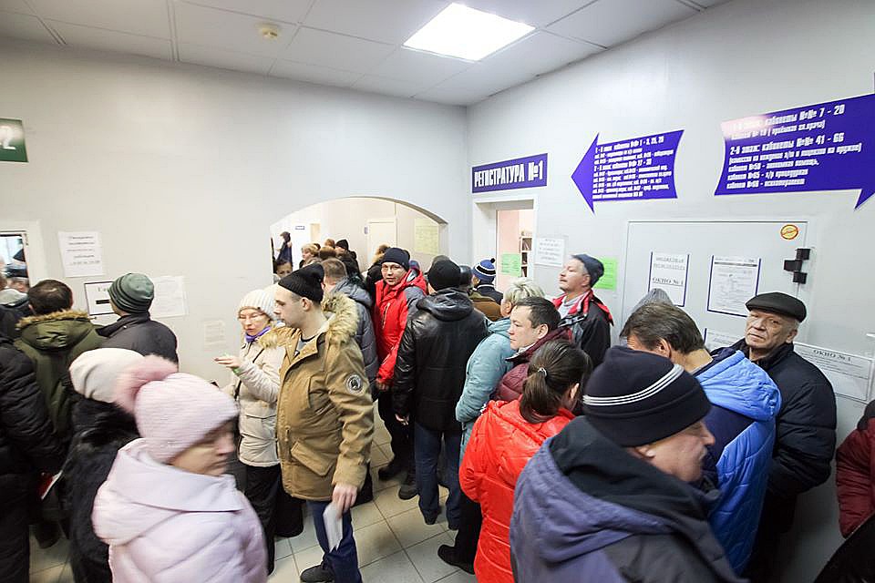 После штурма водителями наркодиспансеров Минздрав отложил скандальный приказ