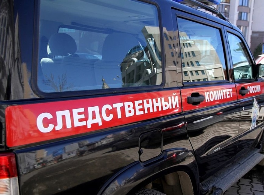 Экс-начальник противопожарной службы поставлял несуществующую спецодежду.