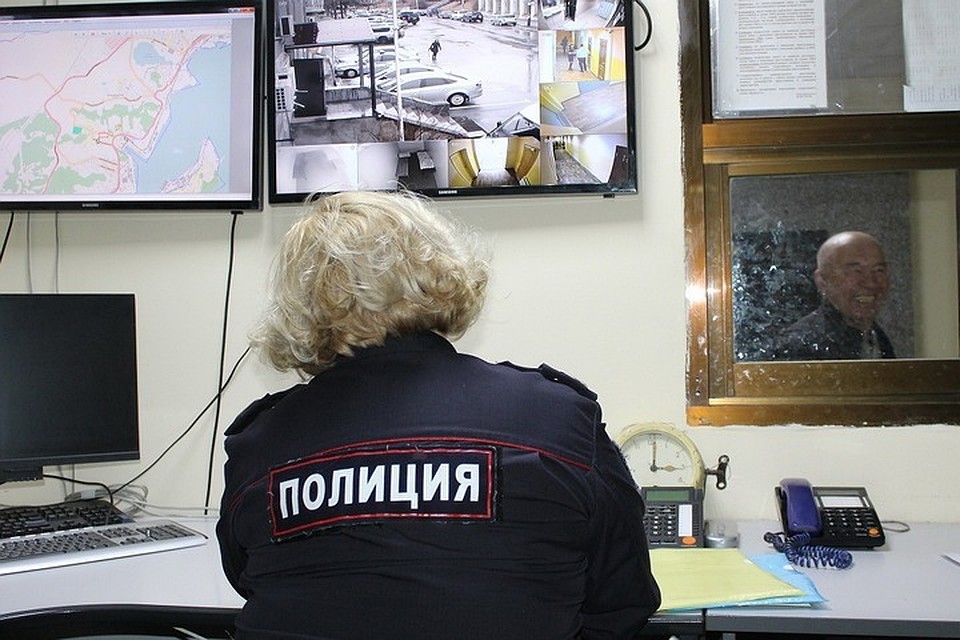 Идея поиграть с полицейскими пришла шутнику в голову в первом часу ночи
