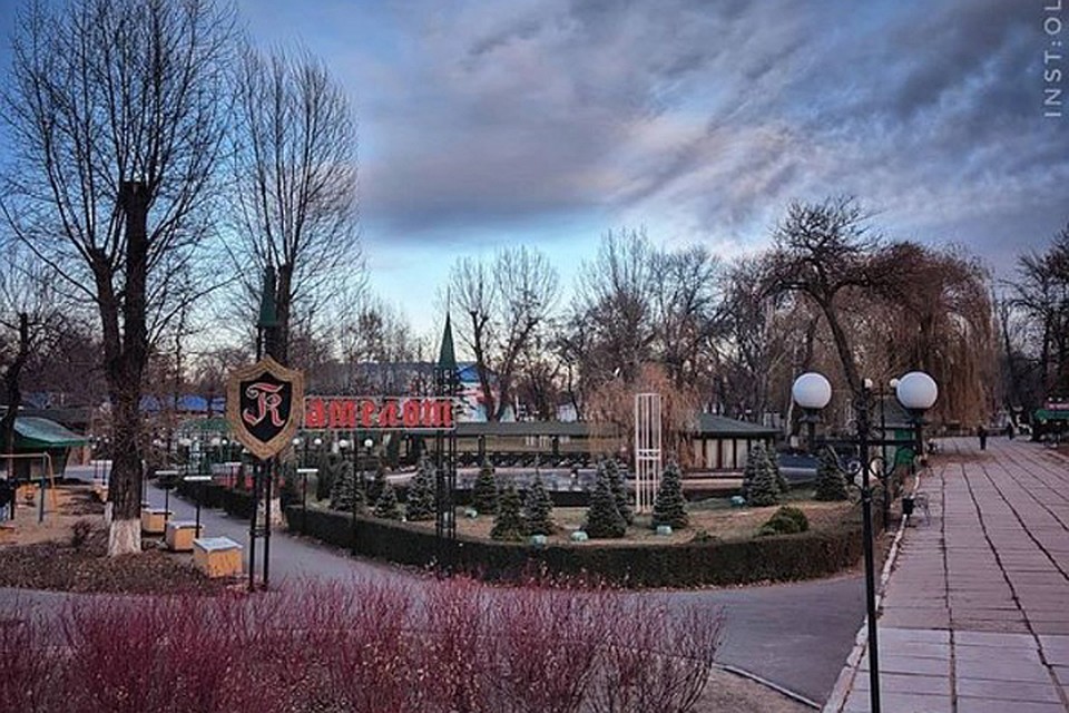 Декабрь в Луганске. Фото: https://www.instagram.com/i_love_lugansk/