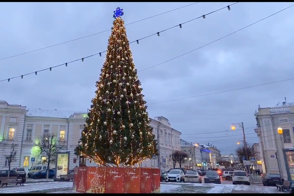 Ёлочка, гори! ФОТО: стоп-кадр с видеотрансляции vk.com/tverrussia69
