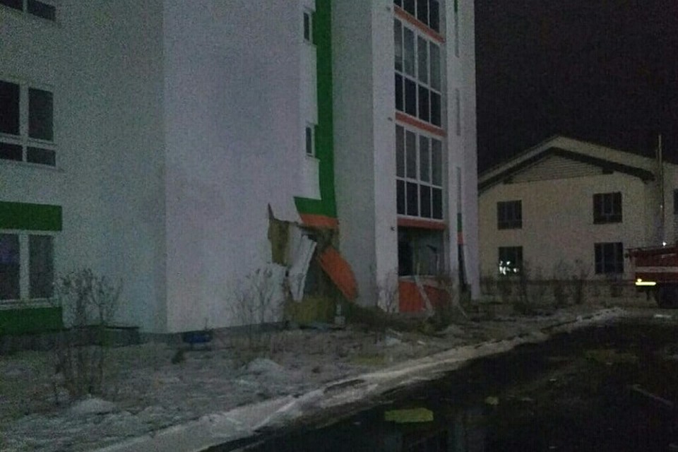 Угрозы обрушения дома после взрыва на улицы Шарова в Тюмени для жильцов нет. Фото с сайта МЧС России по Тюменской области
