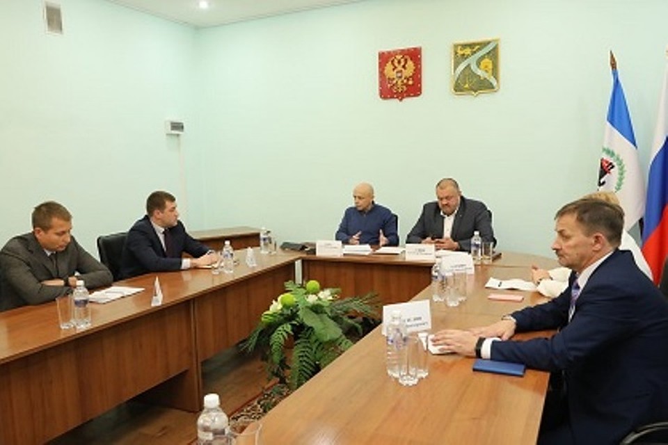 ФОТО: пресс-служба Законодательного Собрания Иркутской области.