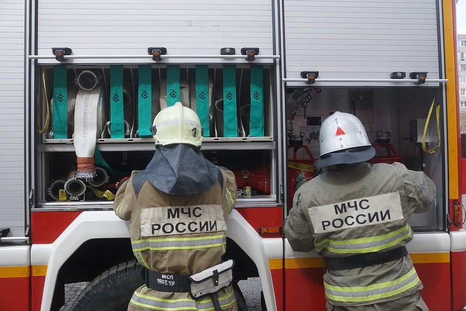 Пожарные оперативно выехали на вызов, но тушить ничего не понадобилось
